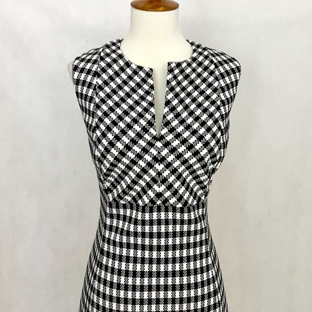Calvin Klein Sleeveless Houndstooth Pattern Dress - image 2
